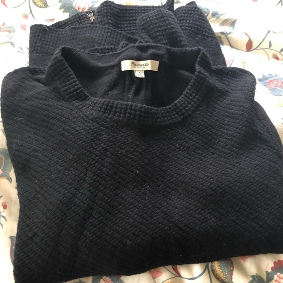 Madewell black sweater w back zipper, size L - Picture 4 of 9